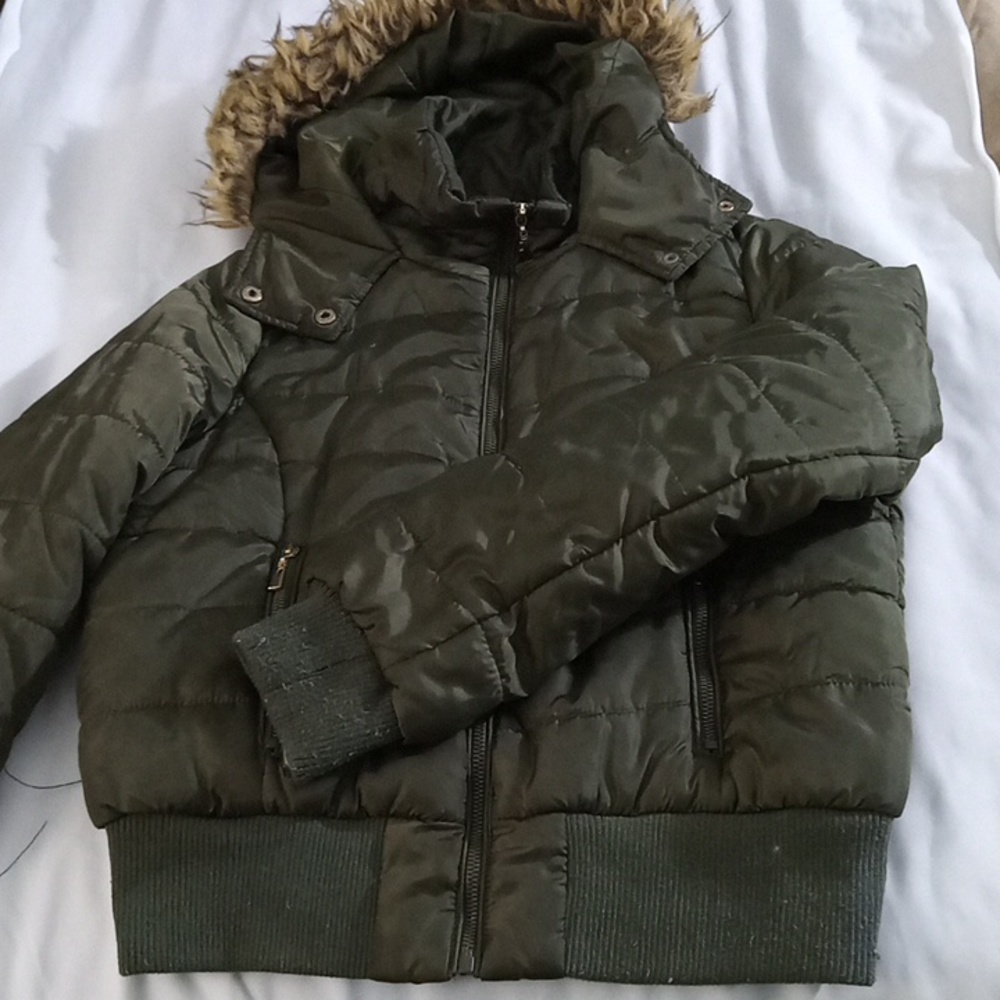 Winter coat kid size L dark green